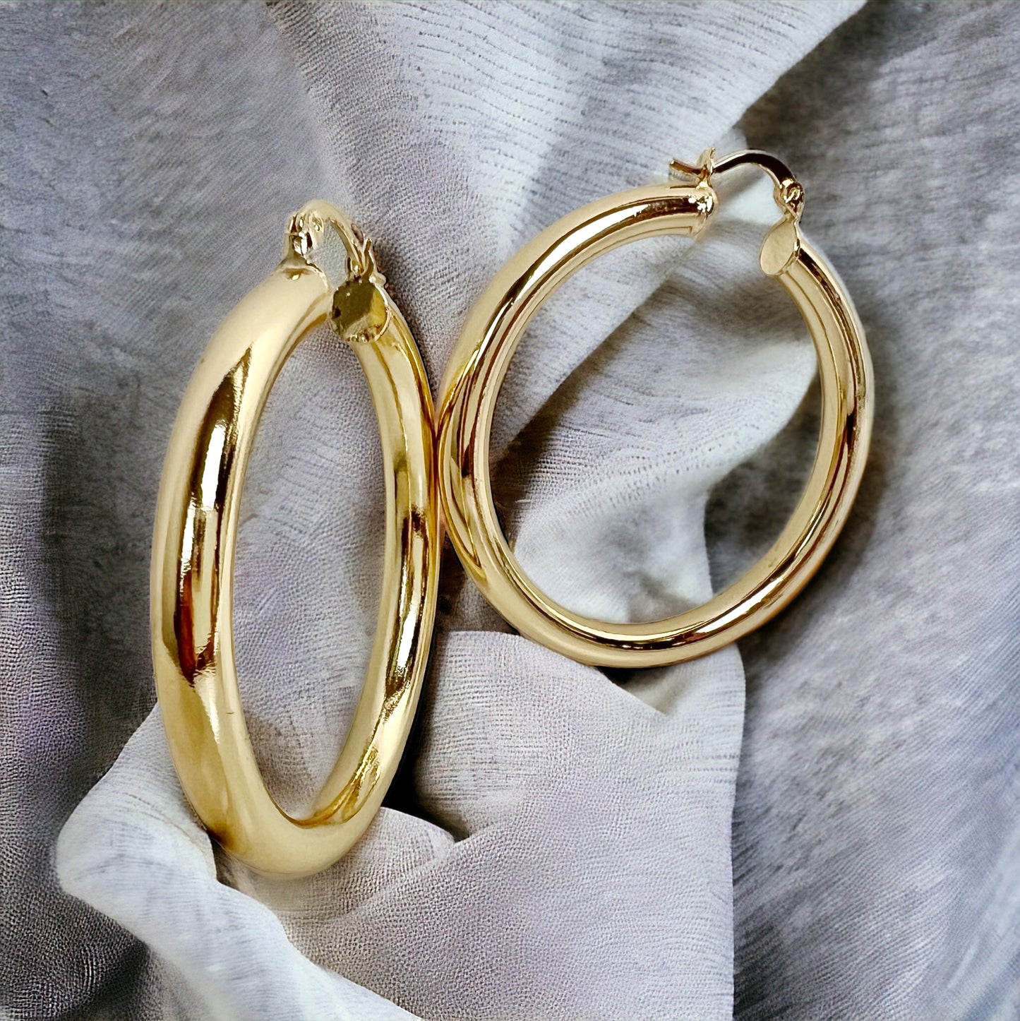 14K Gold Plated Lightweight Chunky Hoops Earrings for Women