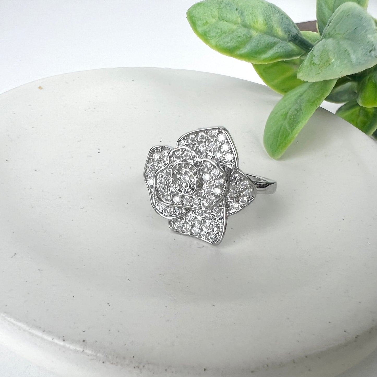 Crystal Blooming Rose Flower/Clover Adjustable Statement Ring