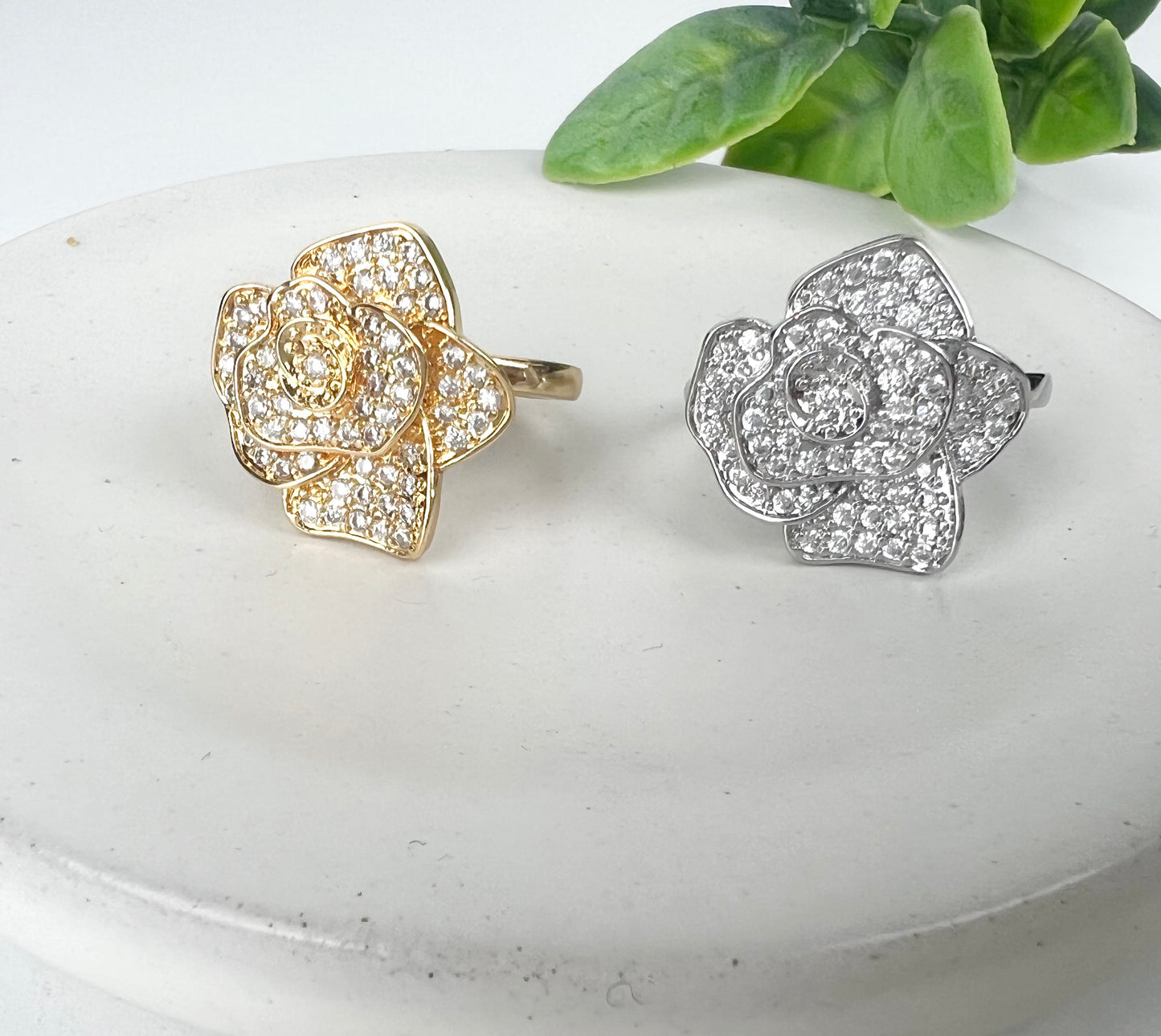 Crystal Blooming Rose Flower/Clover Adjustable Statement Ring